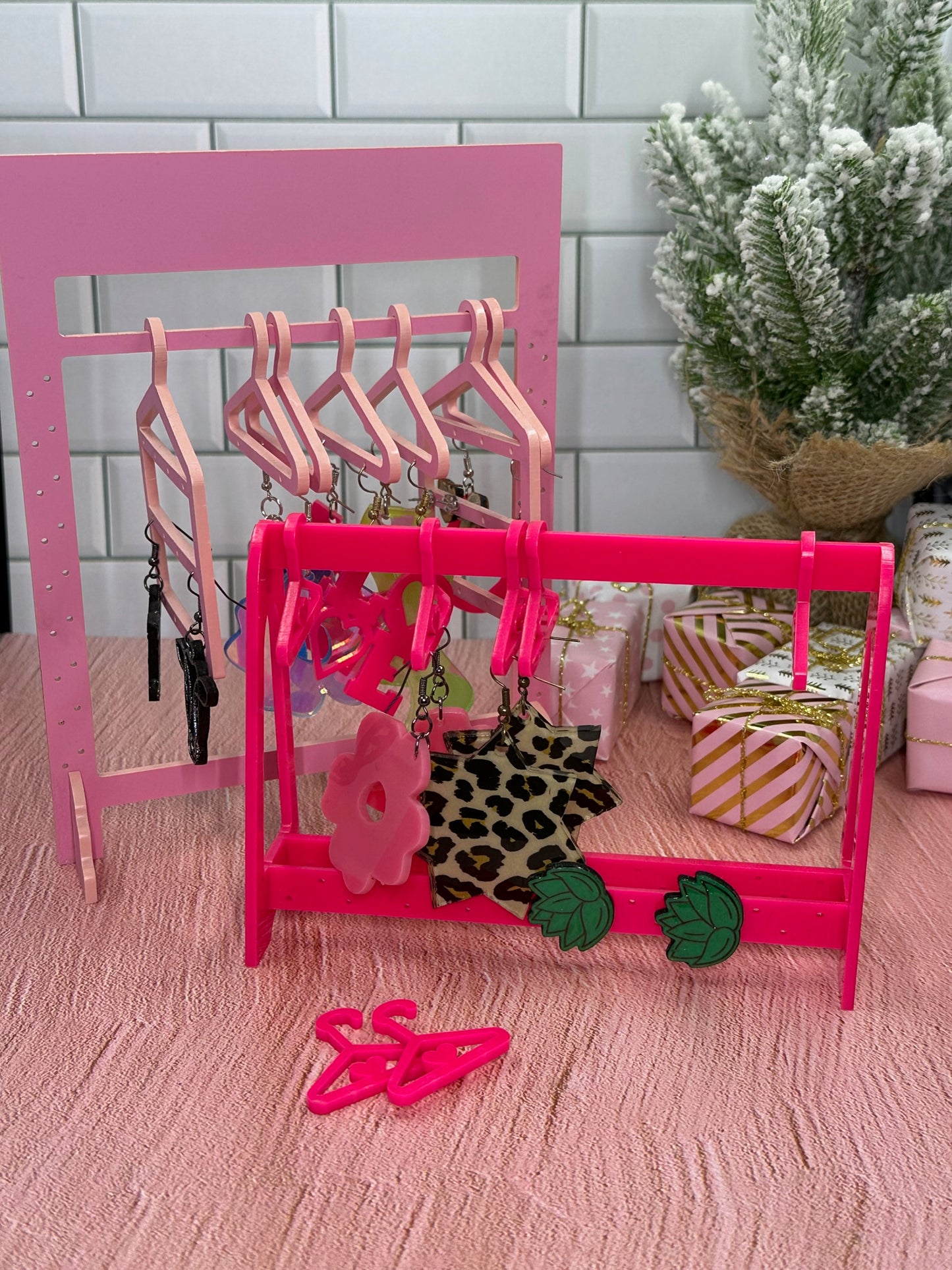 👗 Organize Your Earrings in Style with Our Acrylic Earring Holder! 👗